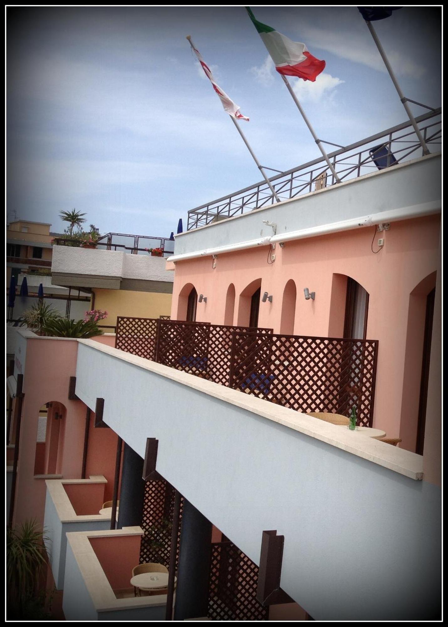מרינה די קמפו Hotel Mistral מראה חיצוני תמונה