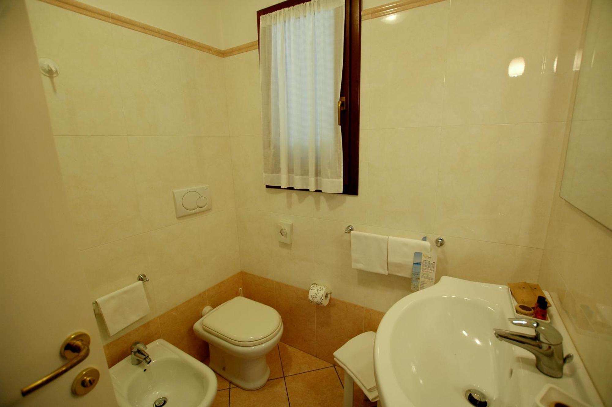מרינה די קמפו Hotel Mistral חדר תמונה